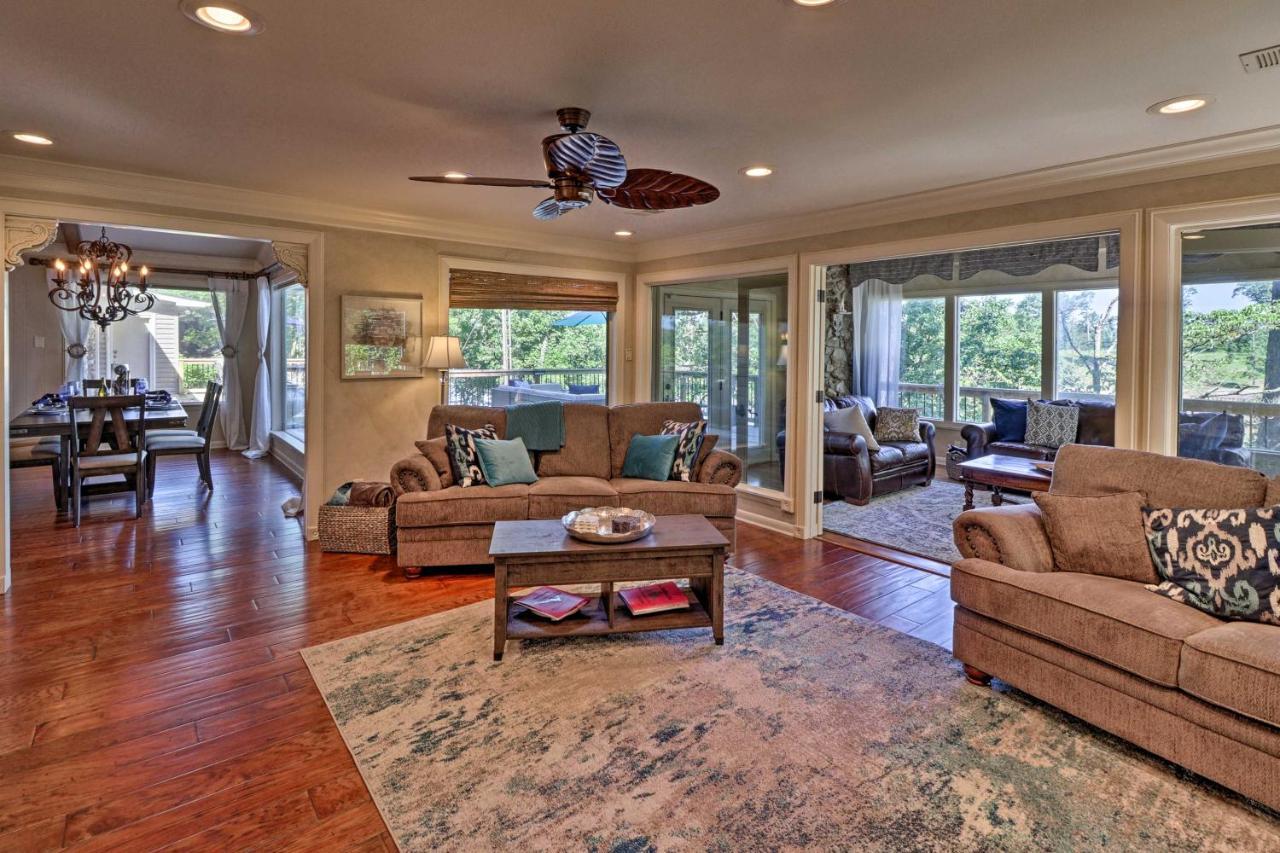 Luxury Hot Springs Oasis On Lake With Private Dock! Extérieur photo