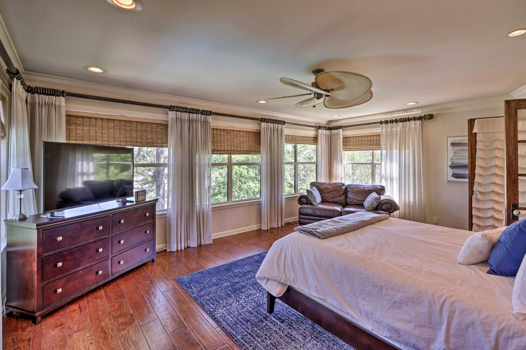 Luxury Hot Springs Oasis On Lake With Private Dock! Extérieur photo