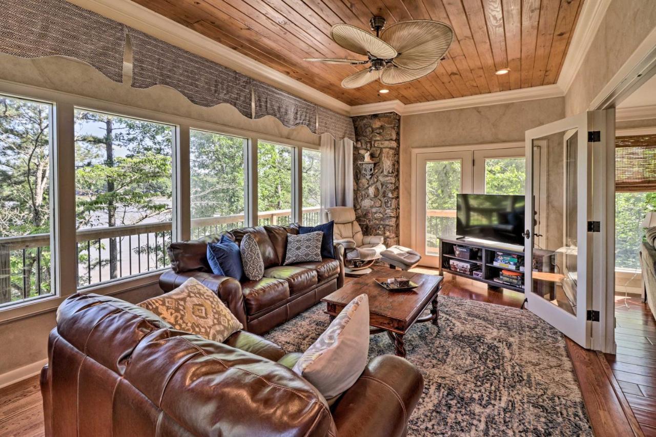 Luxury Hot Springs Oasis On Lake With Private Dock! Extérieur photo